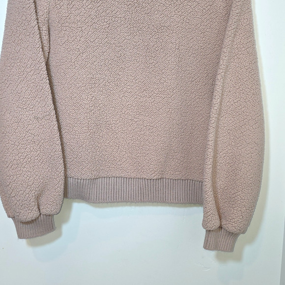 Abercrombie and Fitch Sherpa Fleece Women's Size M Mauve Pink Soft Sweatshirt - Picture 3 of 8